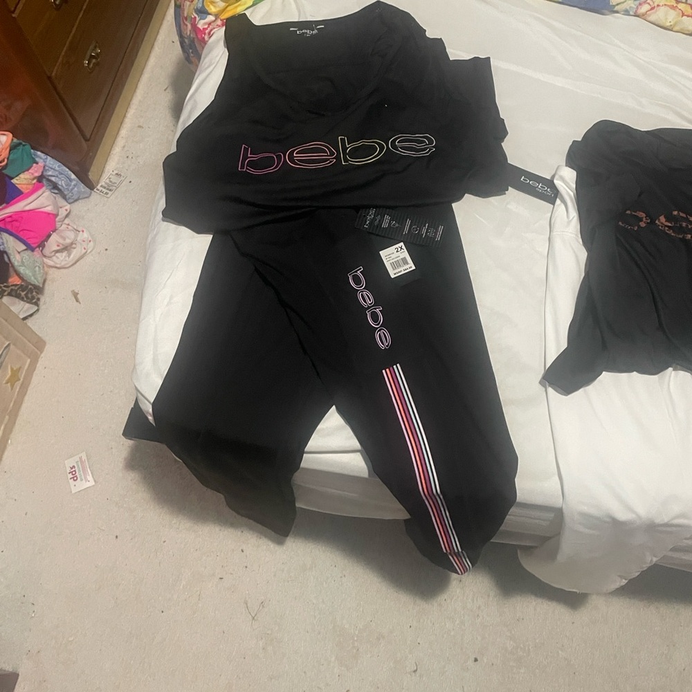 Bebe Black Lounge Set with Pink Accents adorable!